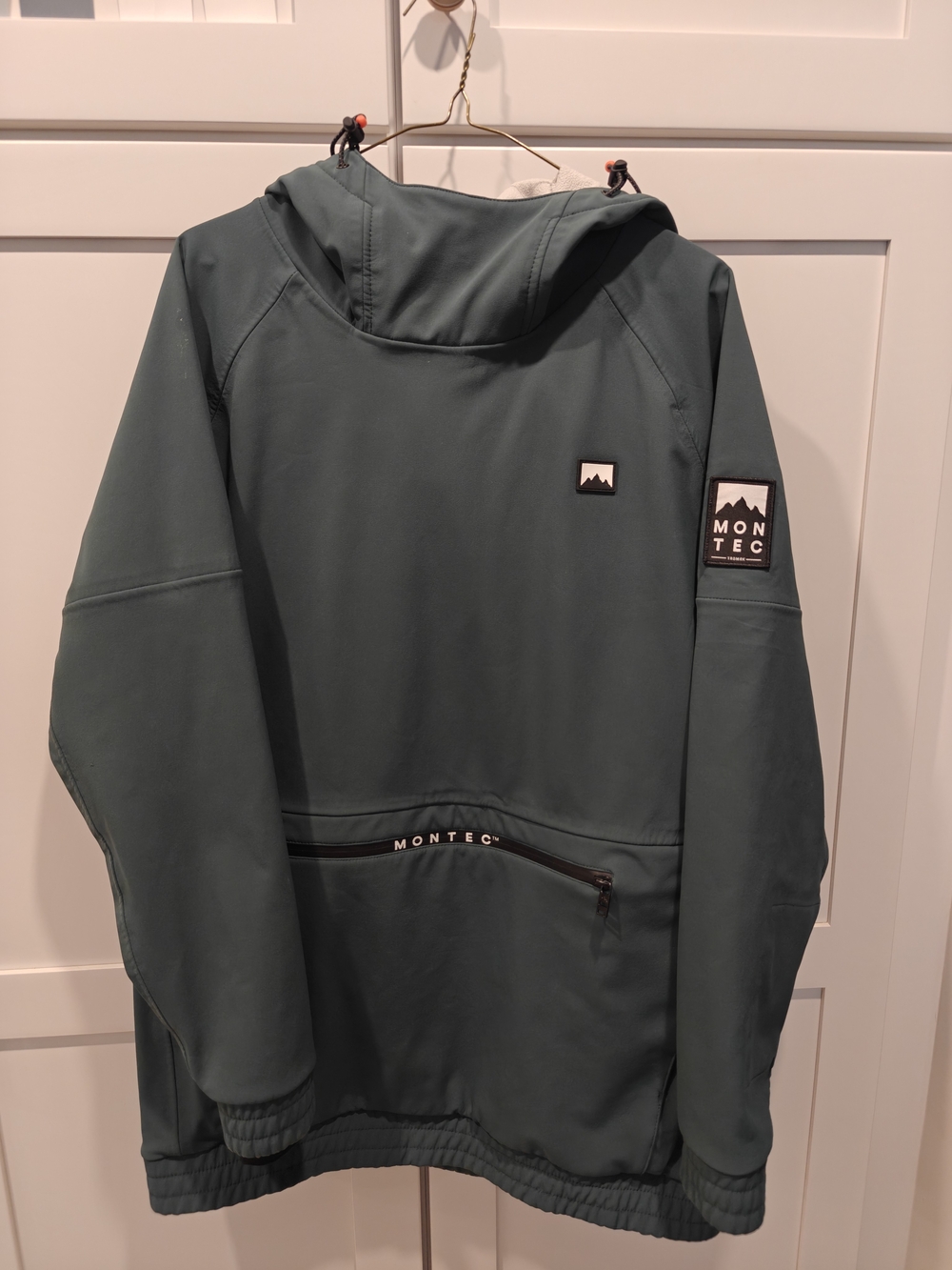 Montec Tempest Softshell Snowboard / Ski Anorak Jacket – Men’s Medium Teal